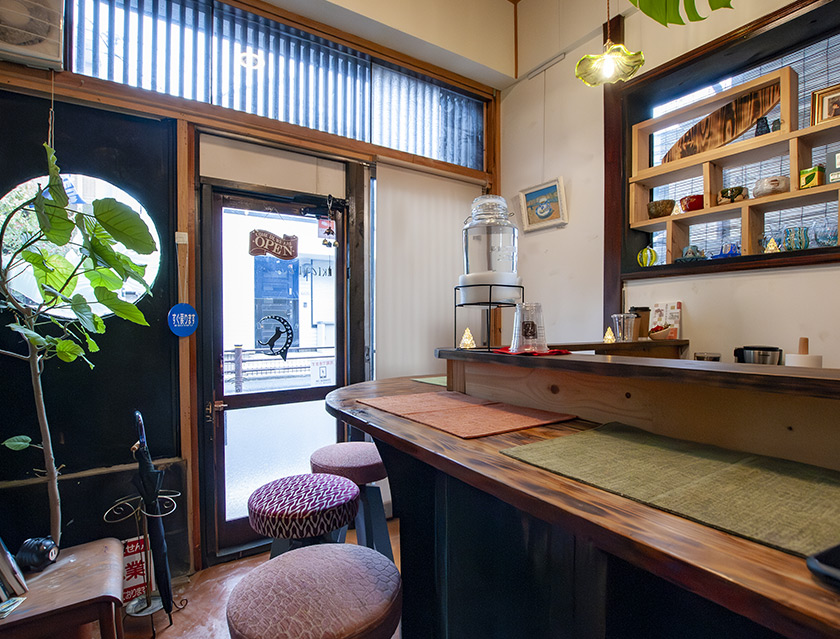 吉カフェについて