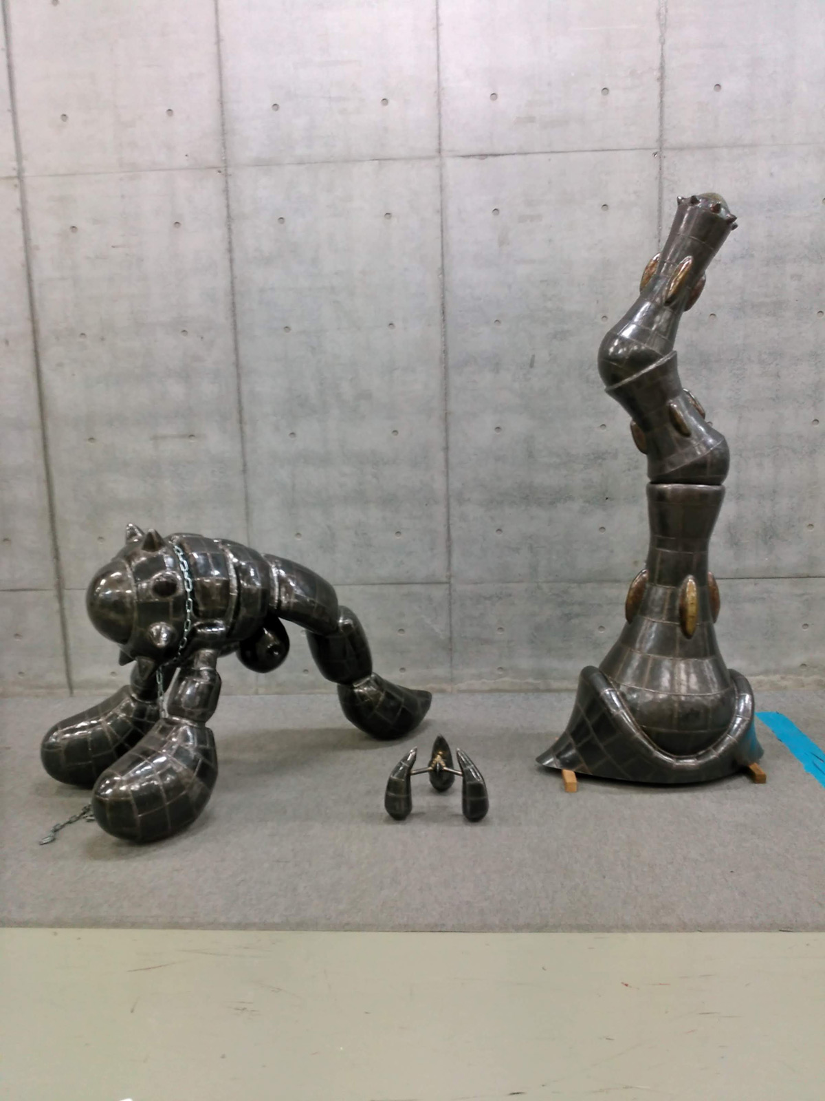 「エメットと蘖」永井キオと鉄のオブジェ達：ギャラリー吉