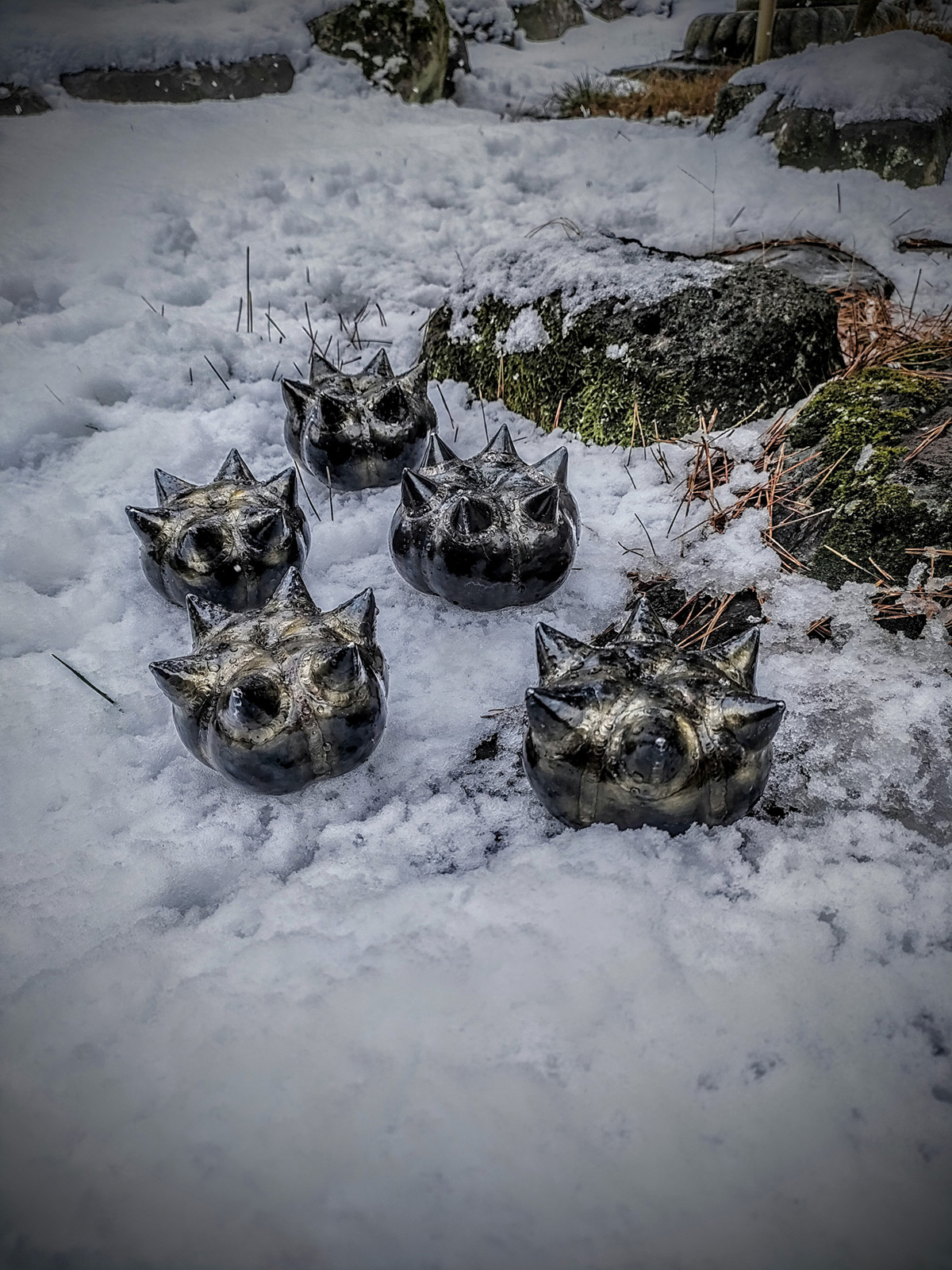 「イソギンチャク」永井キオと鉄のオブジェ達：ギャラリー吉